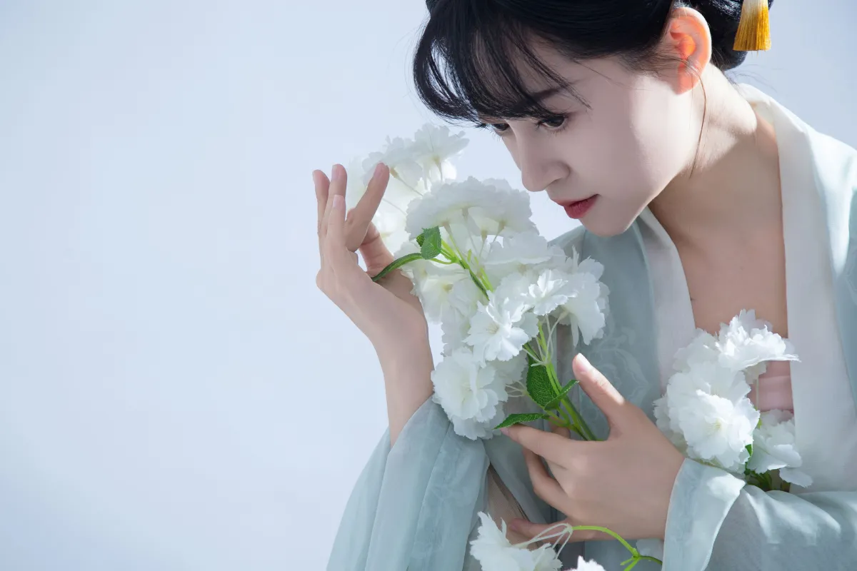 一抹青红