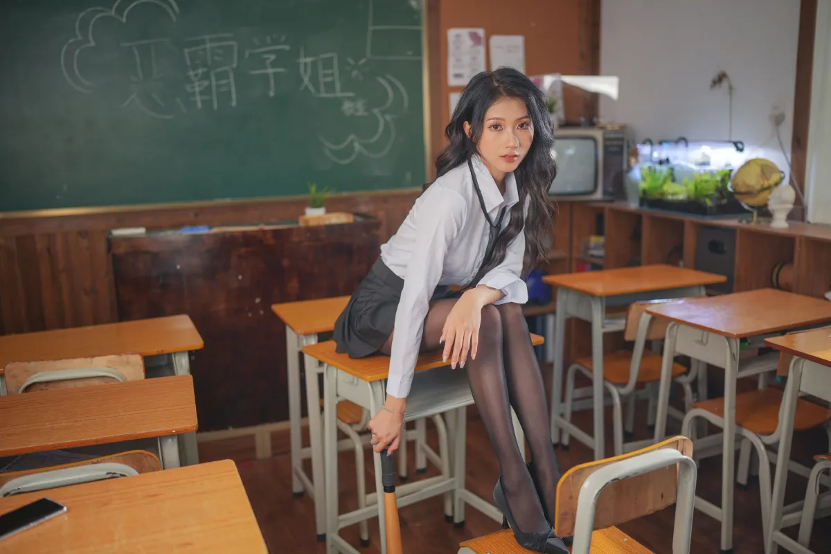 恶霸学姐
