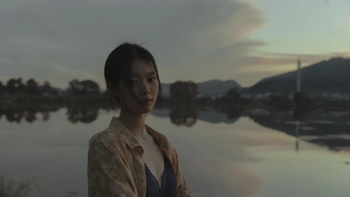 繁花云雾伴晚霞