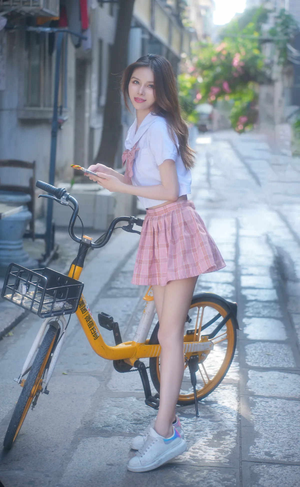 老街与少女