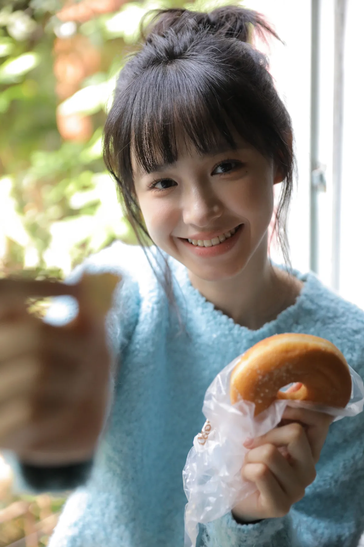 蓝色