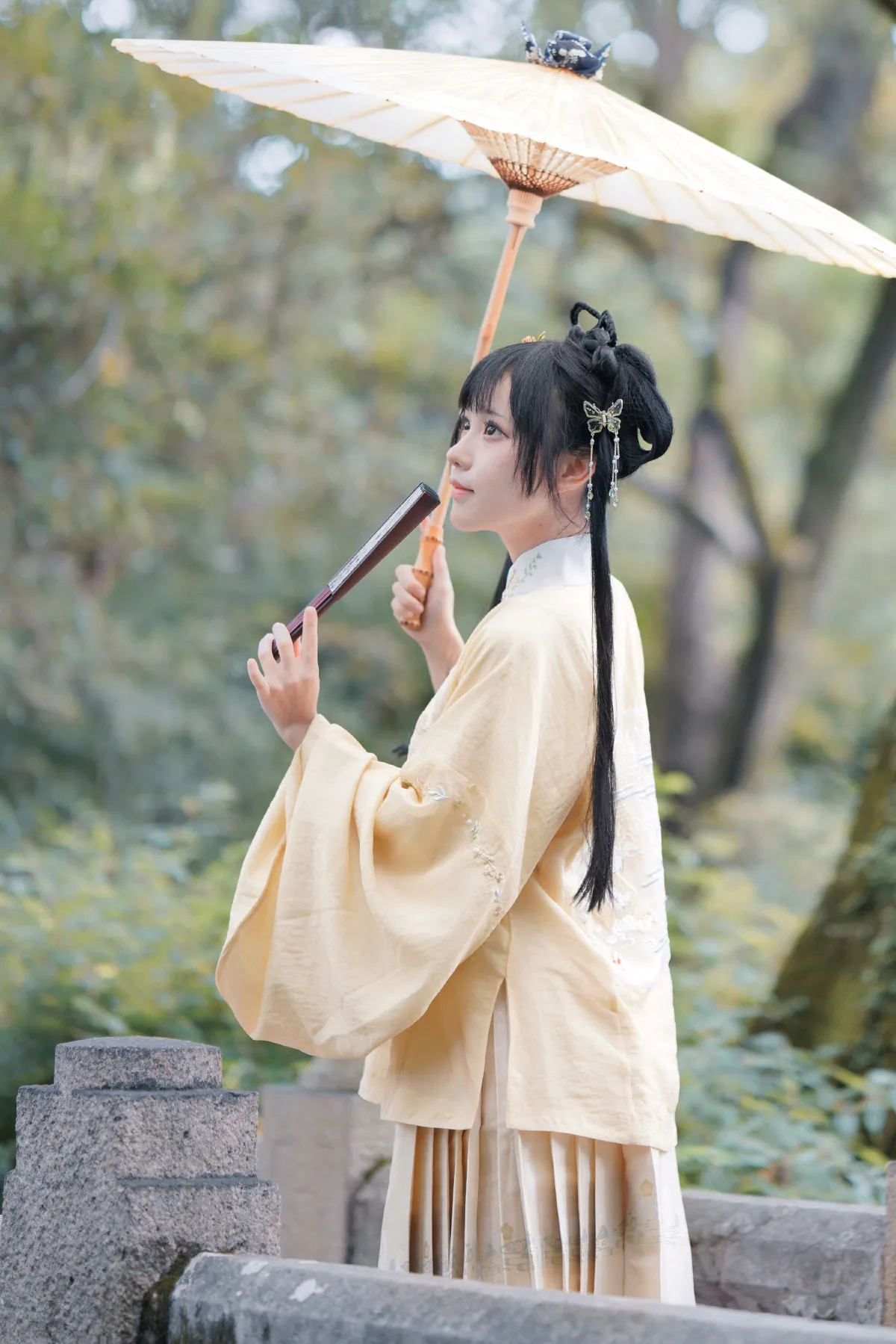 漪园情