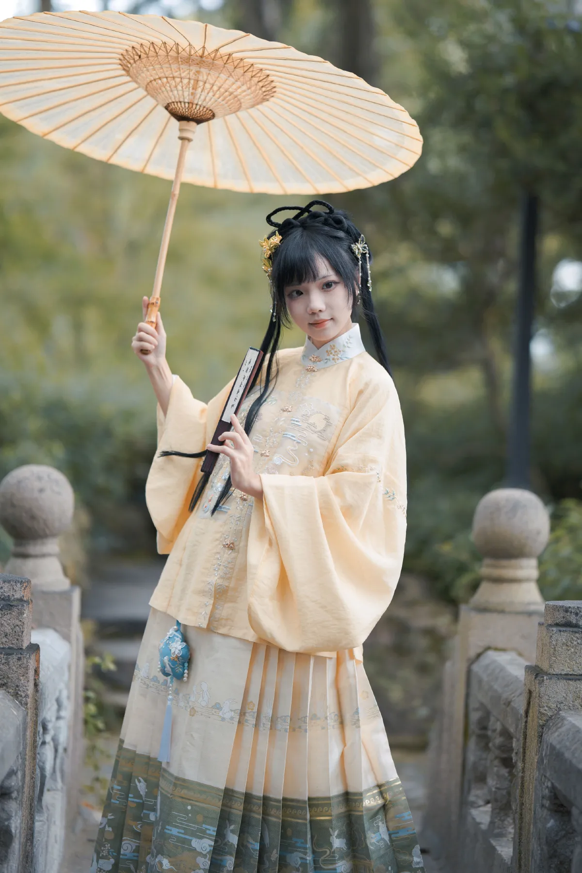漪园情