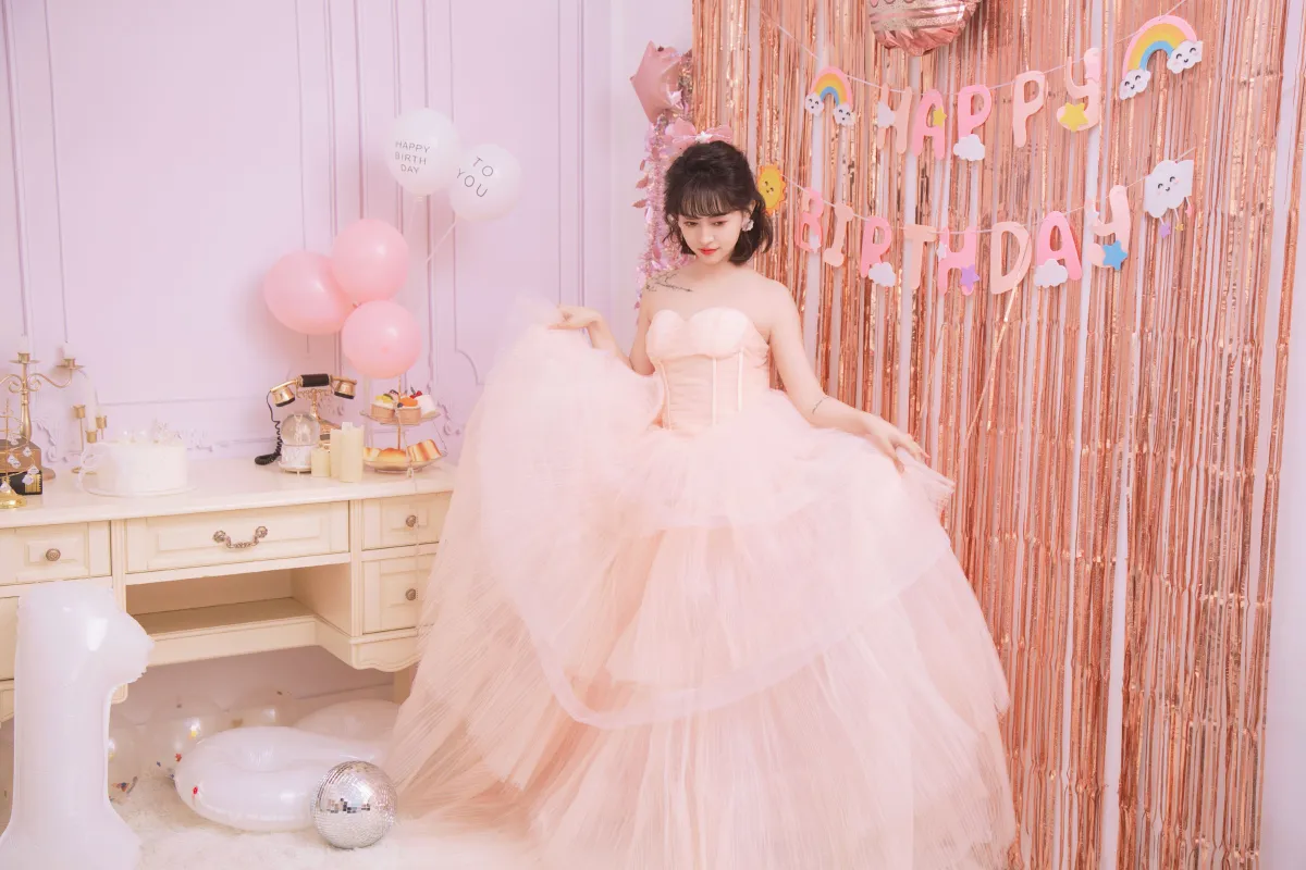 粉色少女生日主题