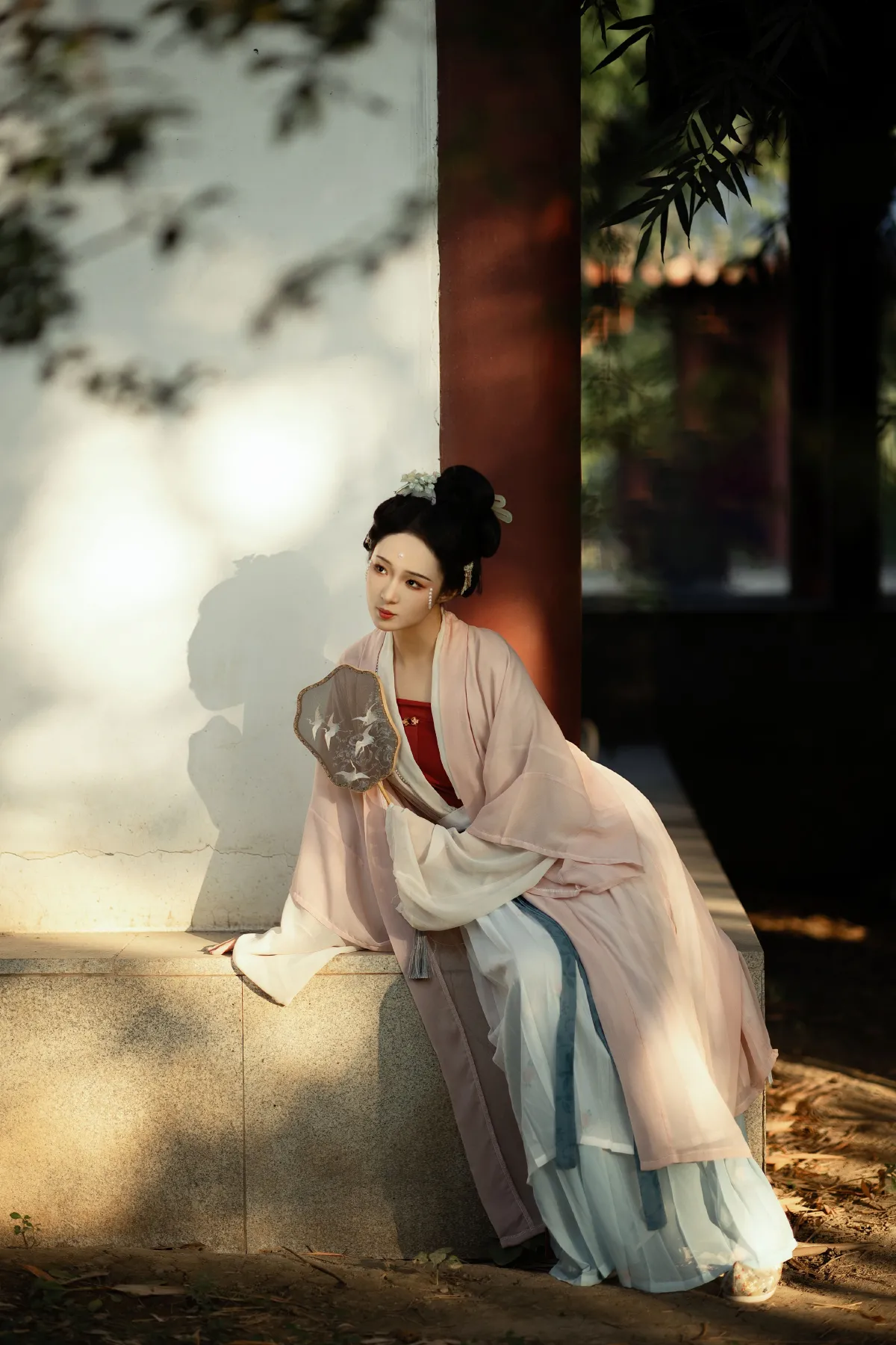残阳过西楼