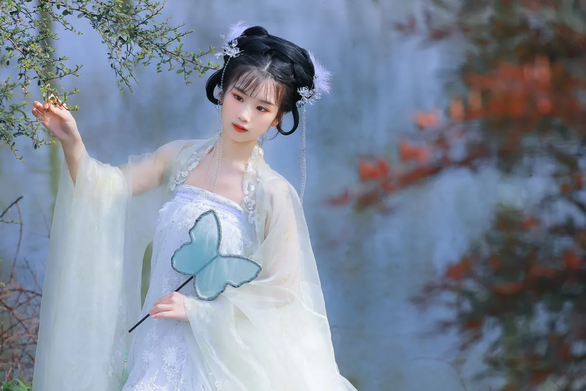 行香子