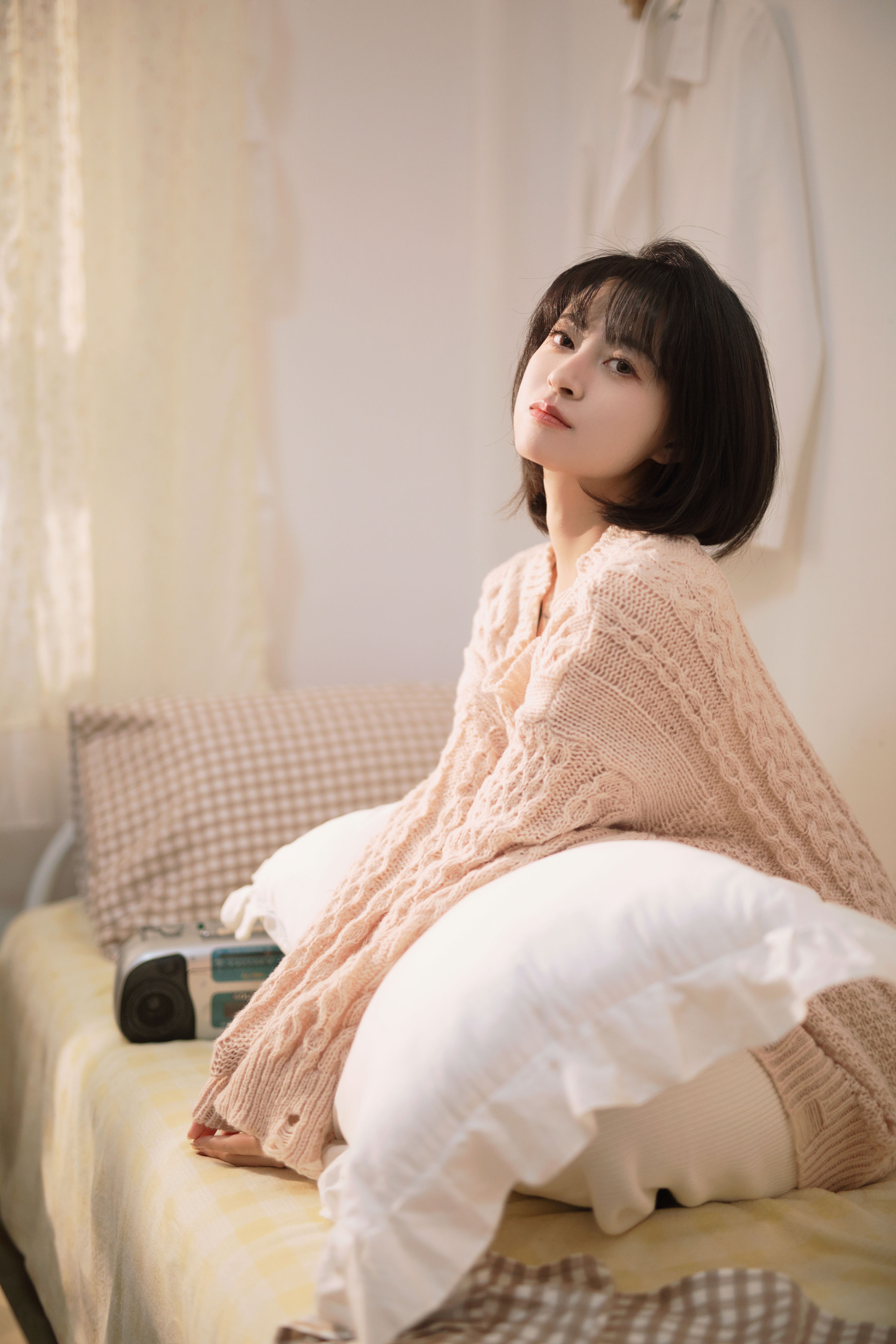 短发小姐姐