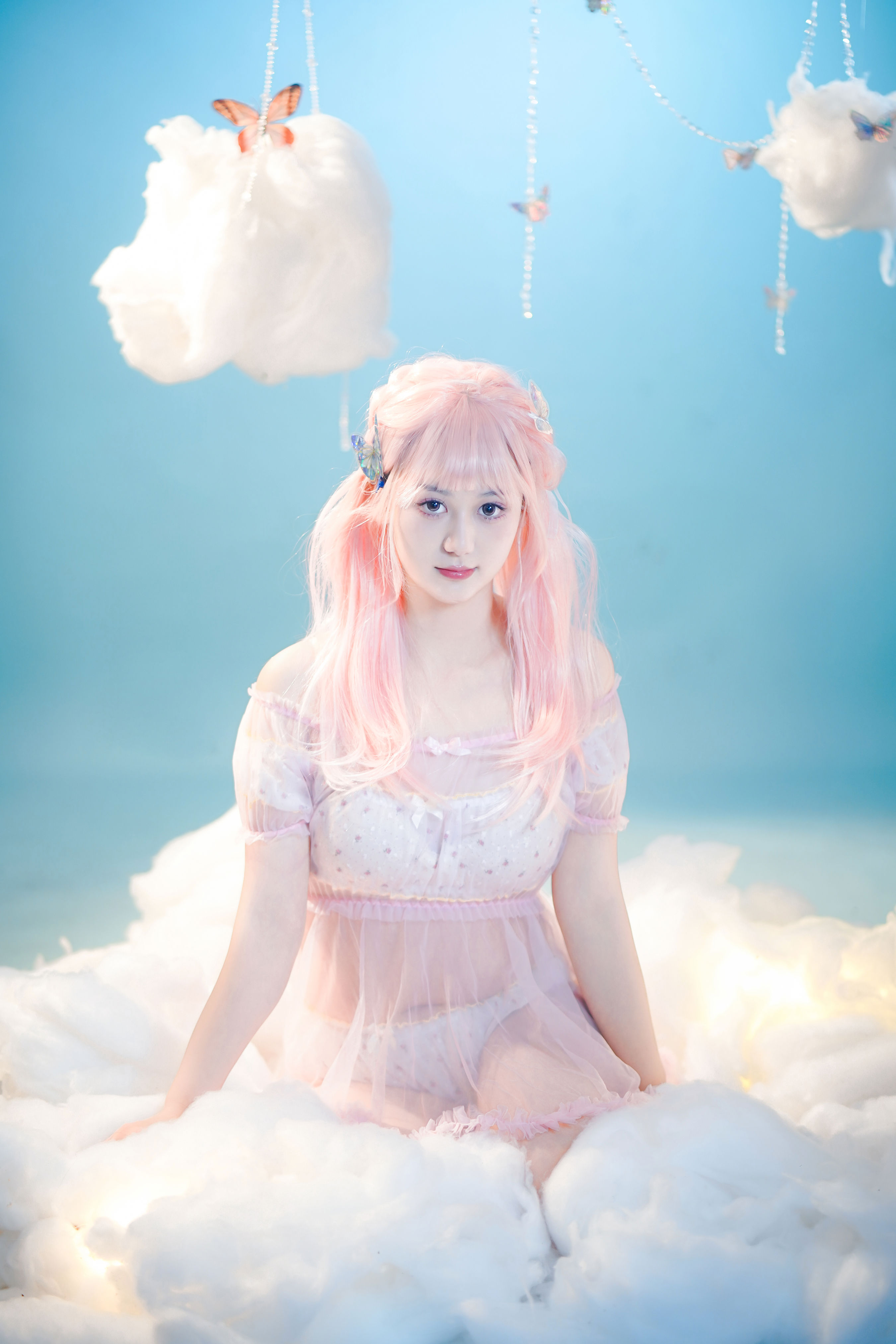 粉色头发的少女