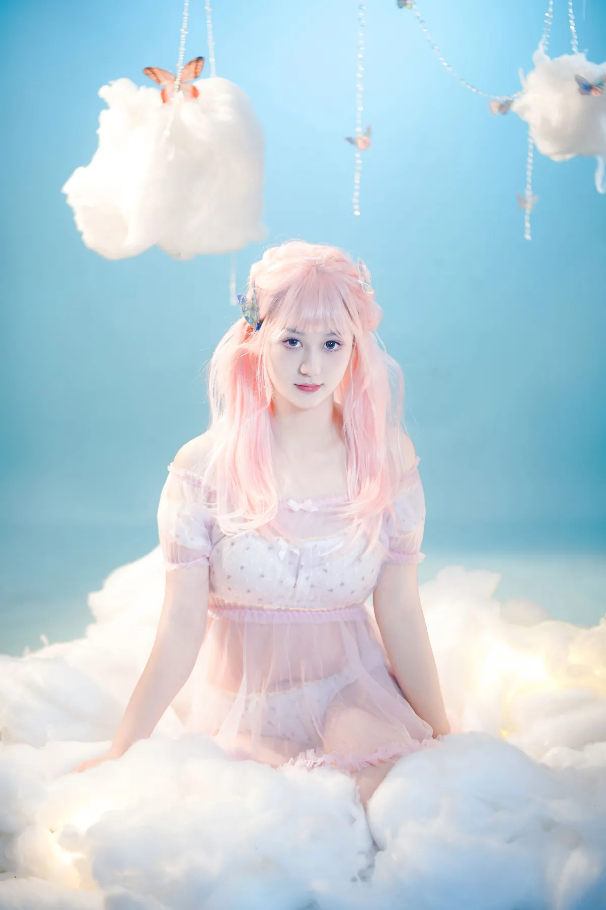 粉色头发的少女