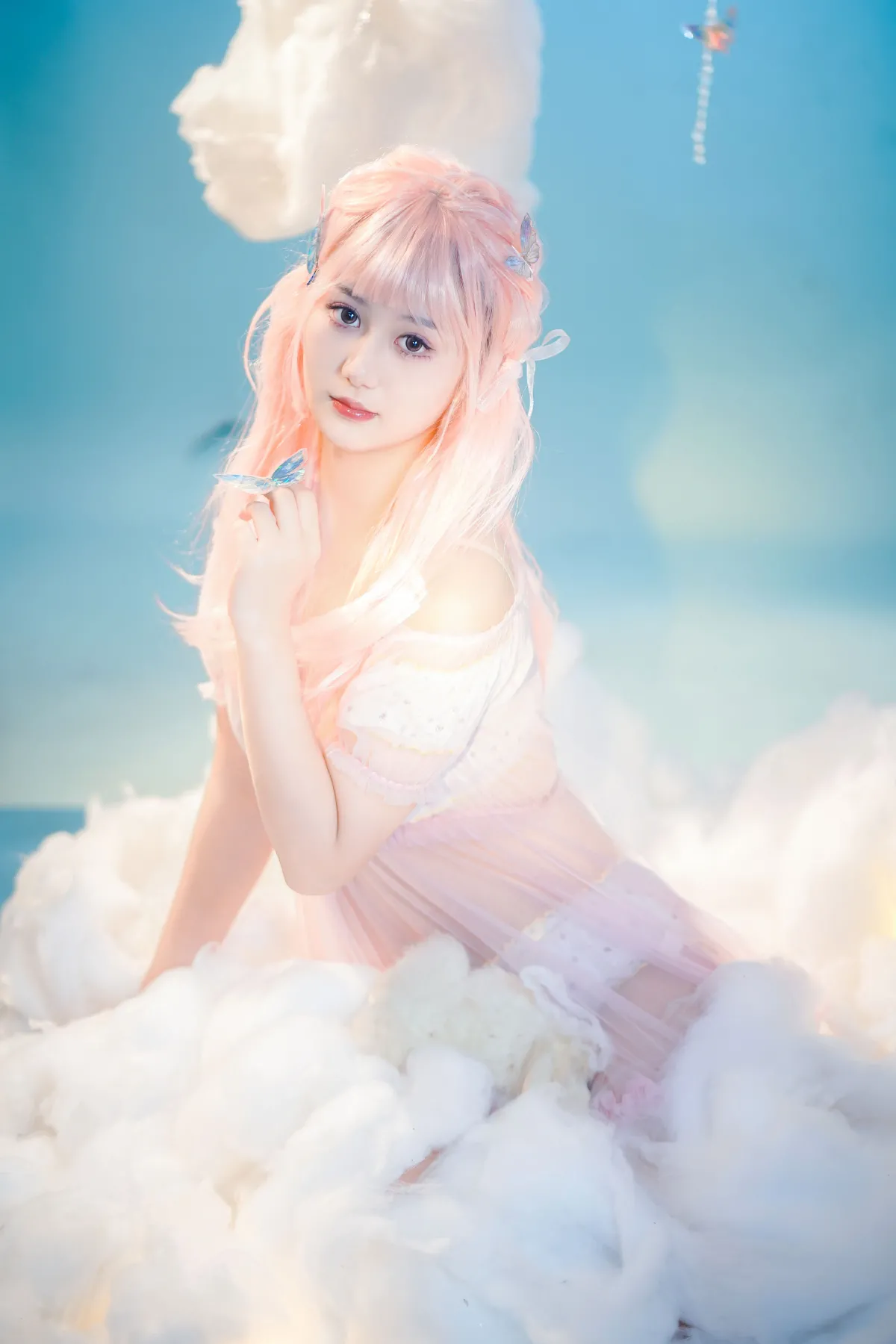 粉色头发的少女