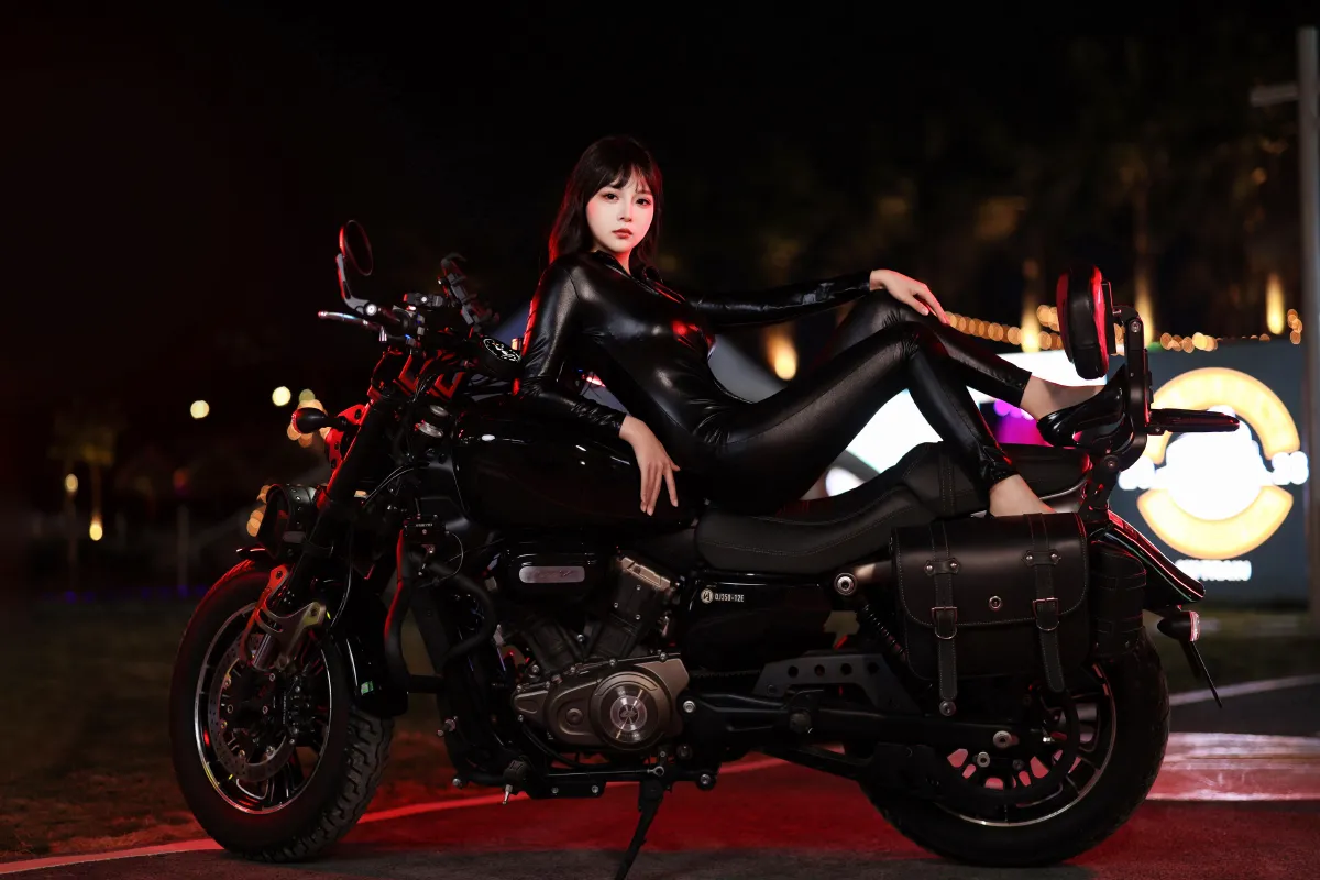 黑夜幕启