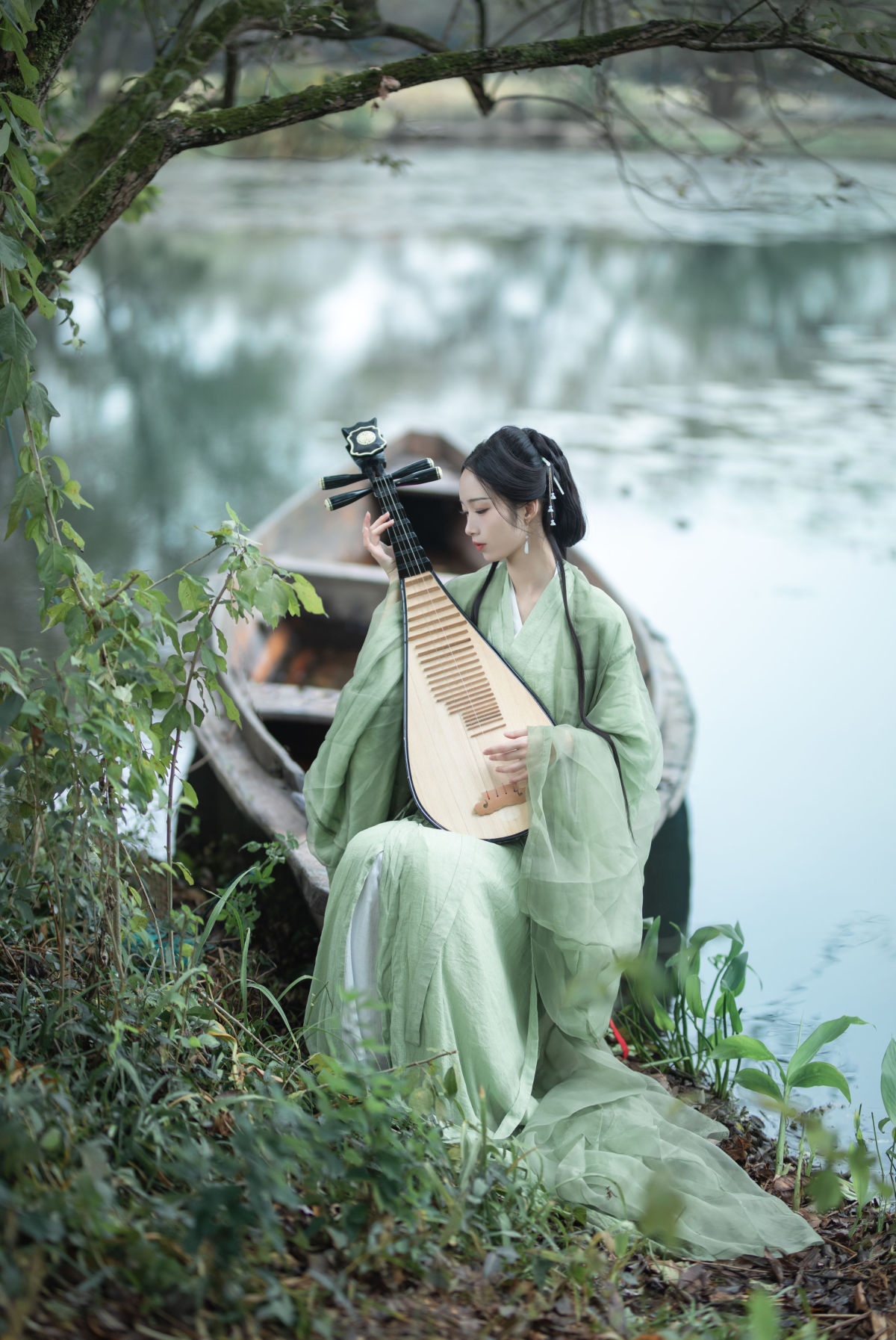 花间_奶凶大丸子《绿意》美图作品图片5