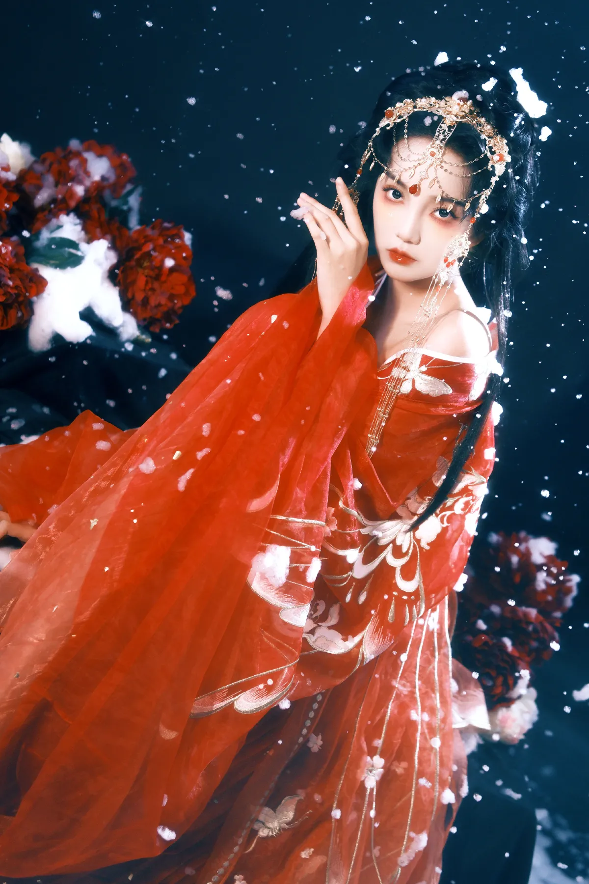 雪中红衣2