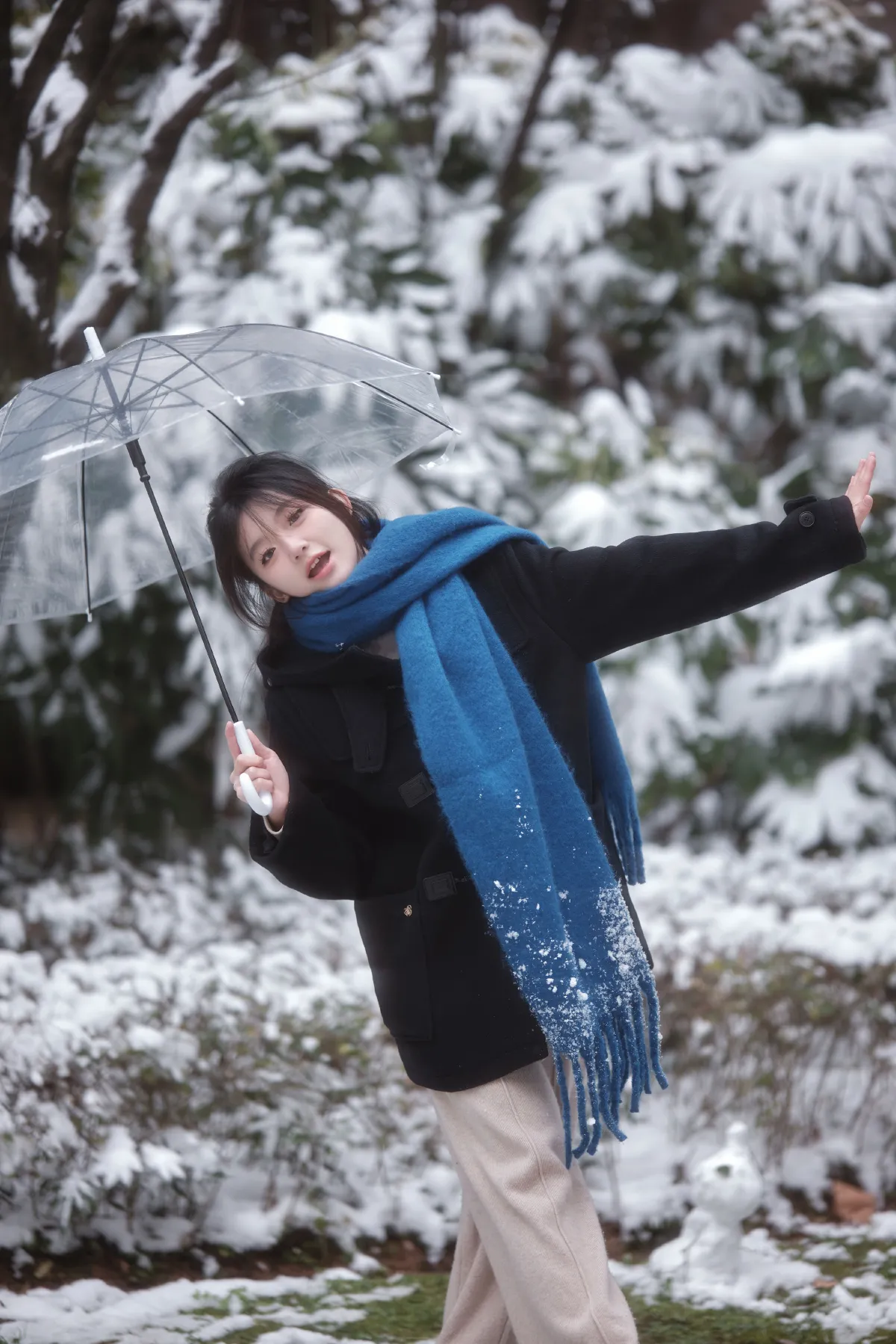 武庚_小咪豆《初雪降临》美图作品图片5