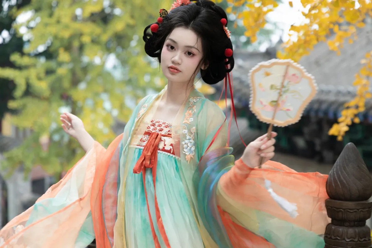 银杏树下1