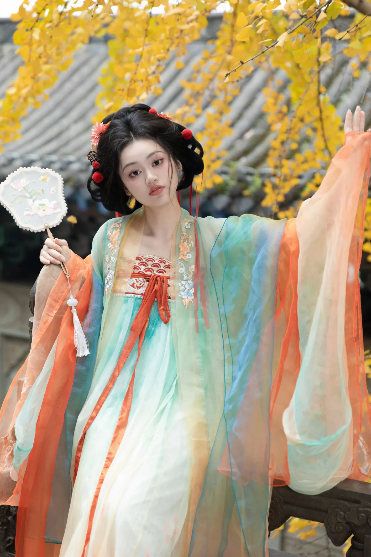 在重庆拍照的星野_陈尤娜《银杏树下》美图作品图片5