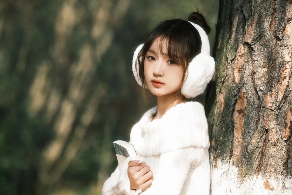 草地少女