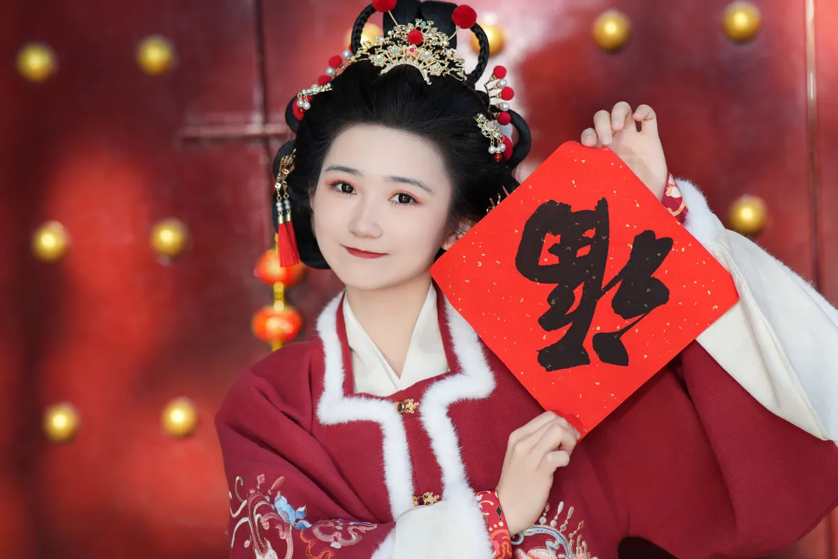 大红新年4