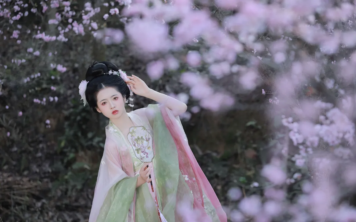 春有百花秋有月1