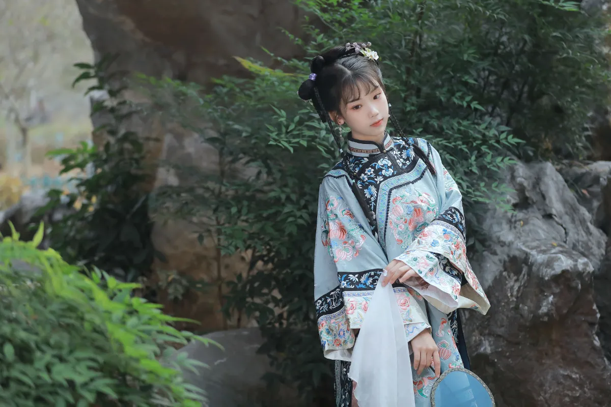 苏小木_周周Ay《游园》美图作品图片5