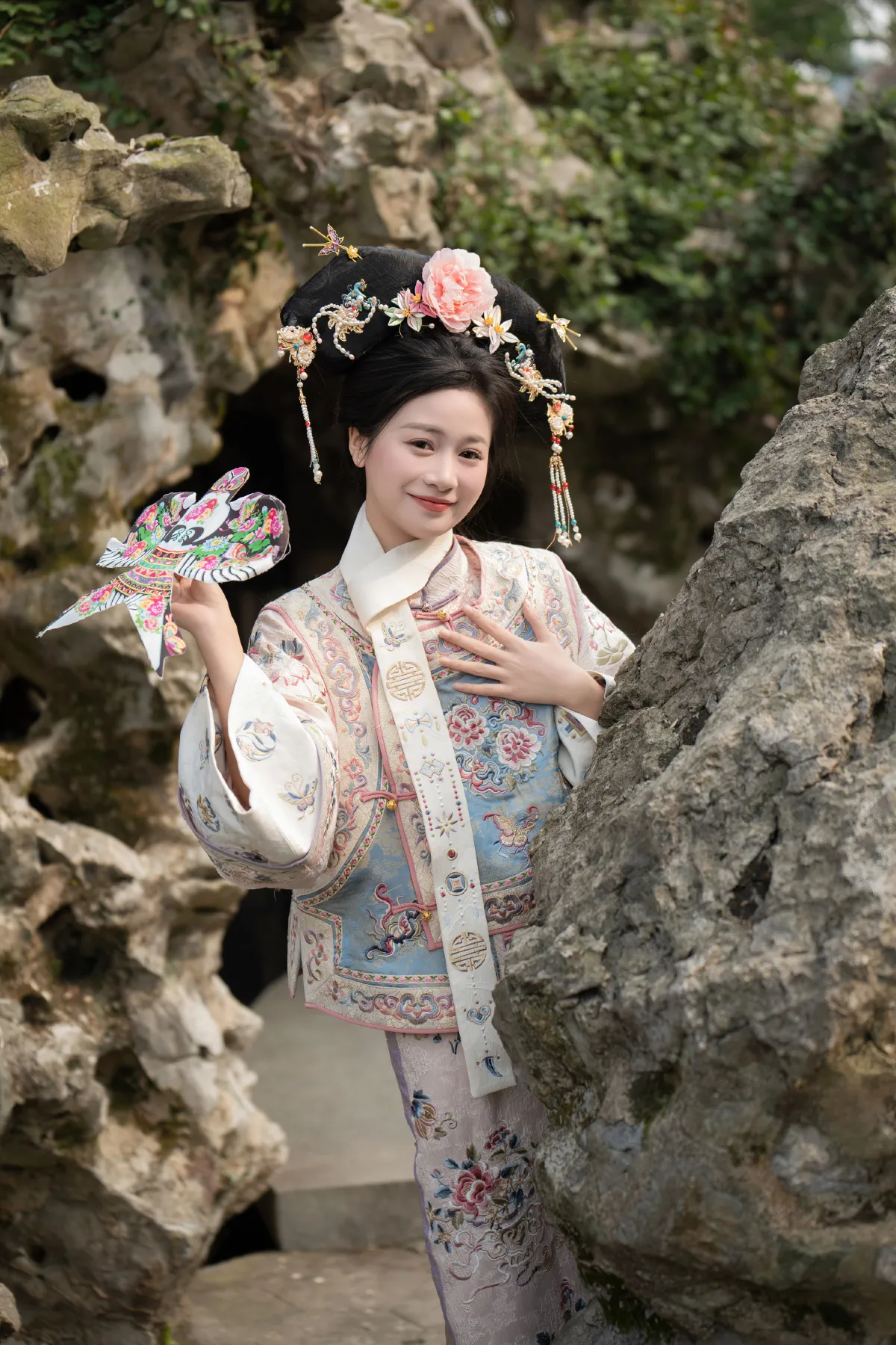 西夏_舒舒酱《走，去后花园玩耍了》美图作品图片3