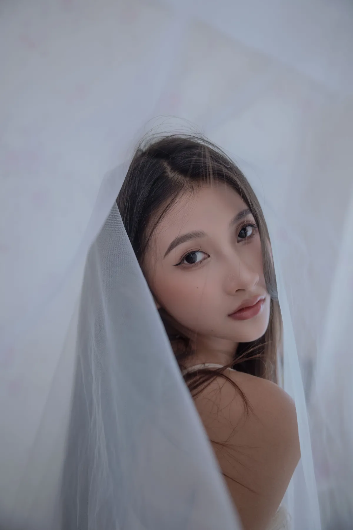 大眼睛女孩的私房照