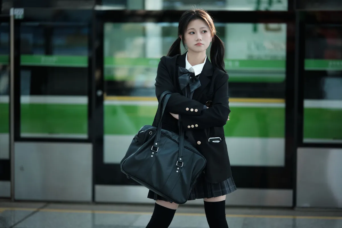 地铁女高1