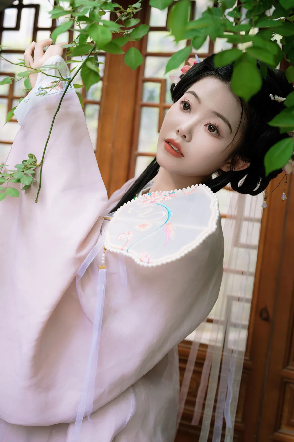 春日宴，绿酒一杯歌一遍2