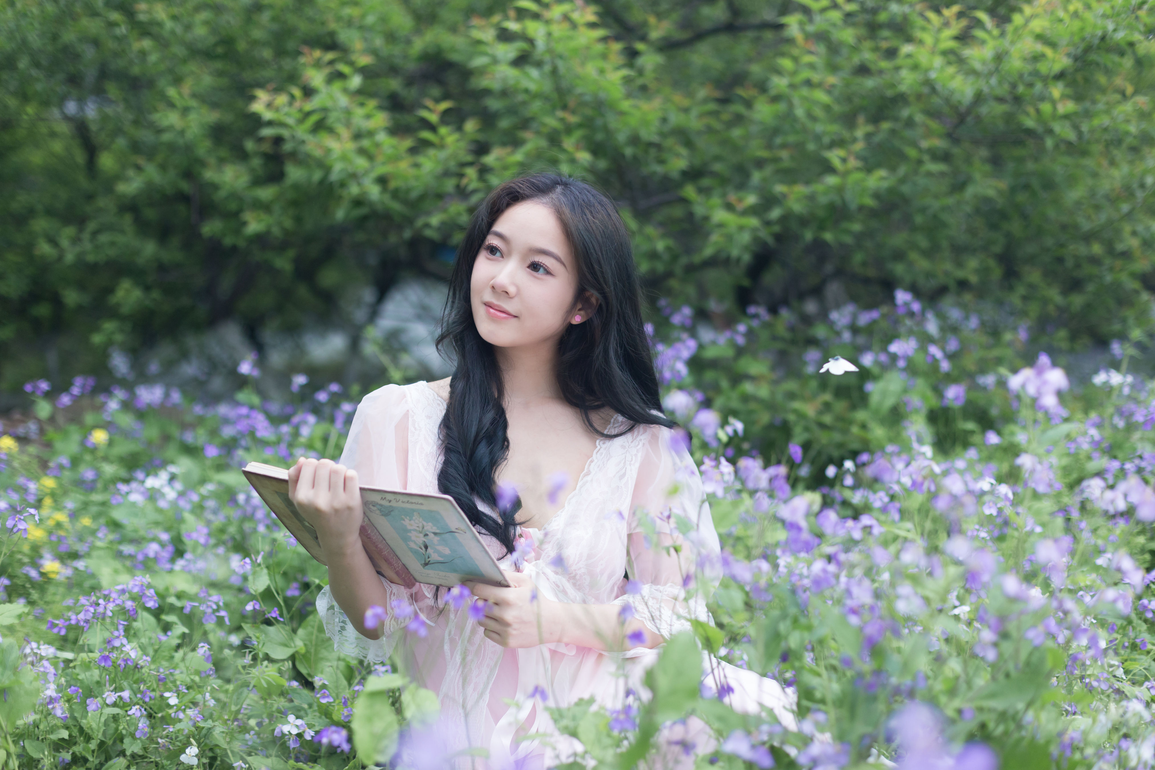 LLL_Lia__戈曼妮Nini《二月兰的春日》美图作品图片3
