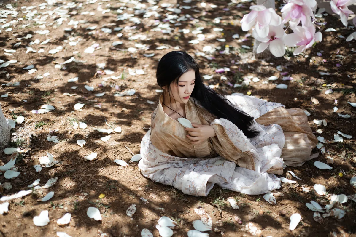 玉兰花开