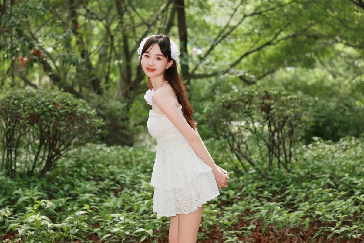 双子恒画摄影_啾啾《我是女生》美图作品图片1