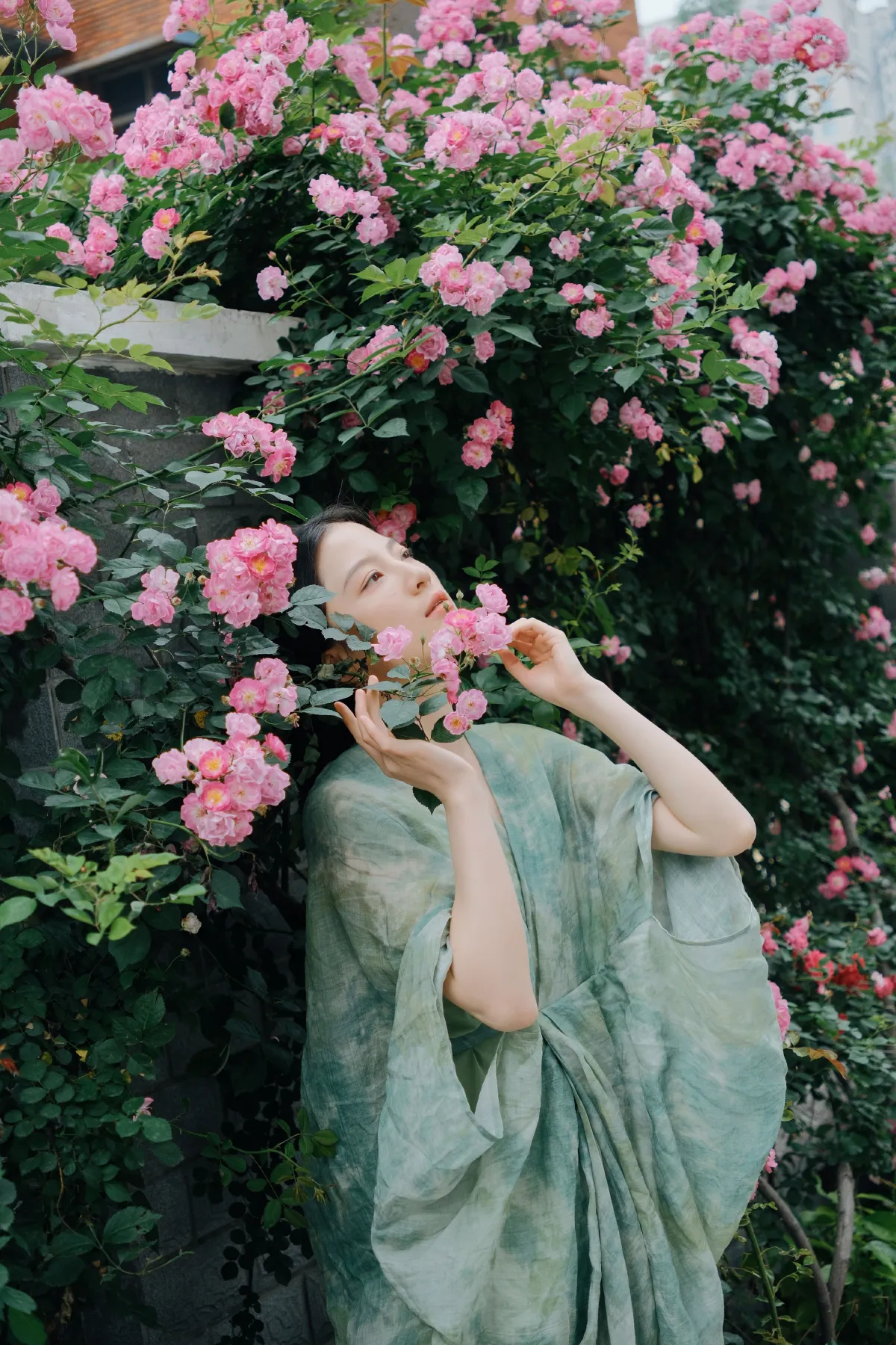 记忆是无花的蔷薇