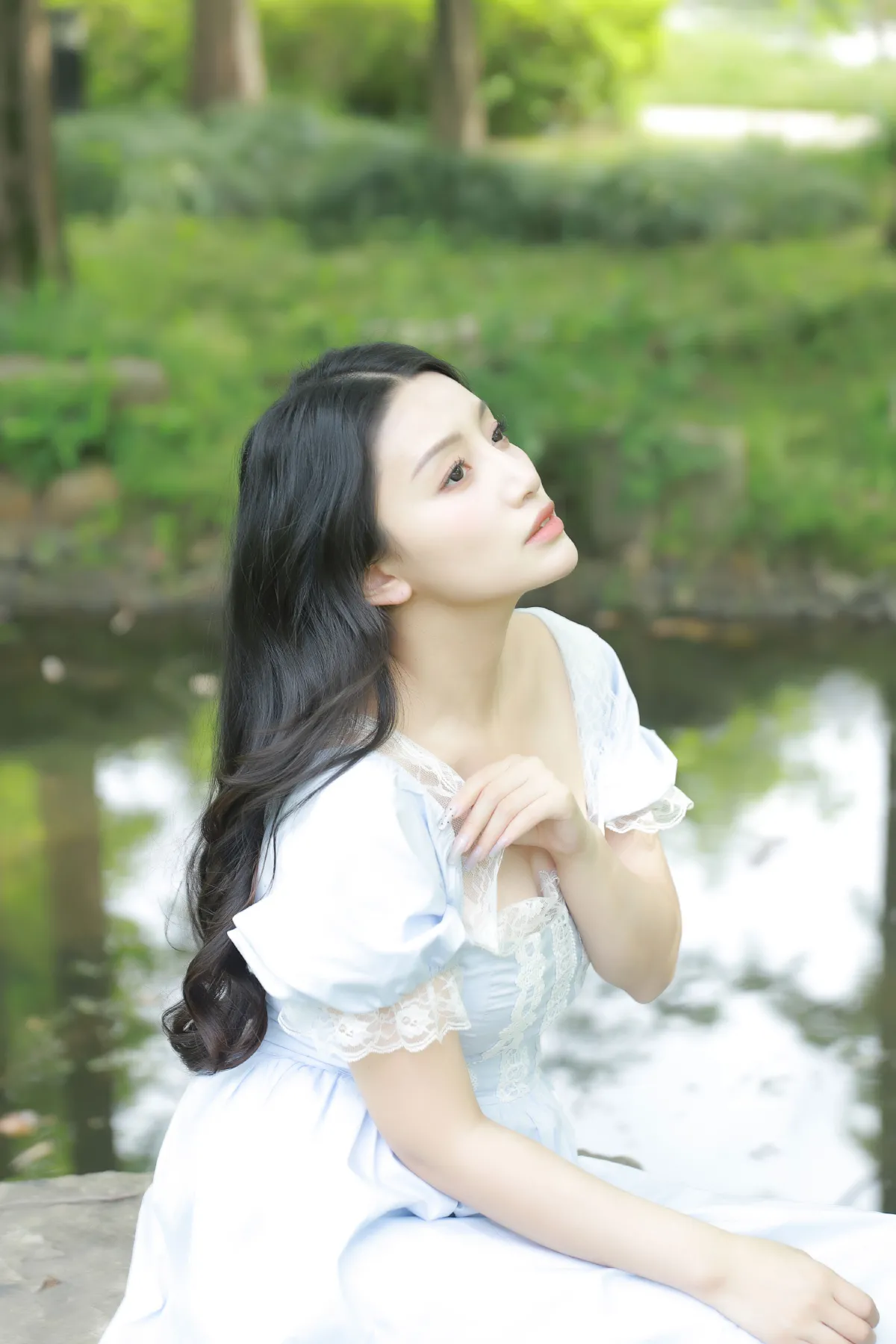 树影沁阳