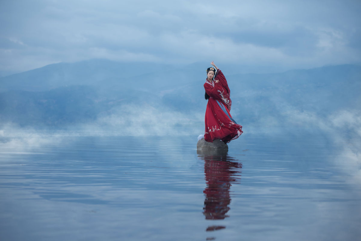 米木兮_粥米饭《水中花》美图作品图片4