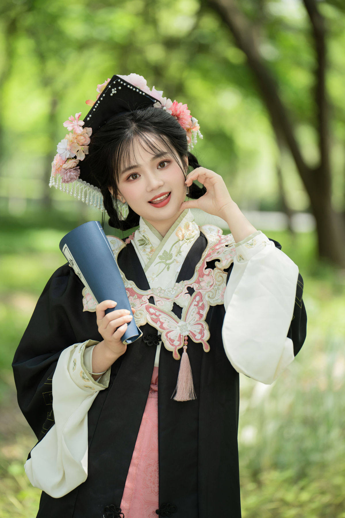 西夏_小欧O《更适合中国人的学士服》美图作品图片4