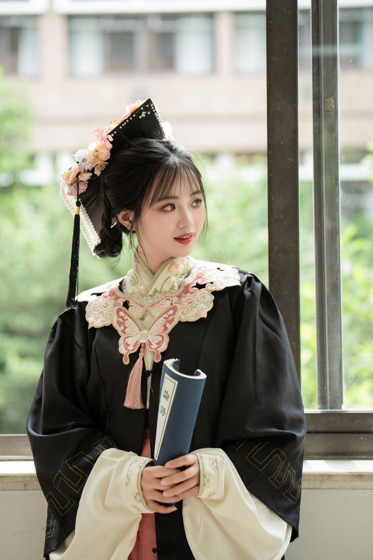 西夏_小欧O《更适合中国人的学士服》美图作品图片5