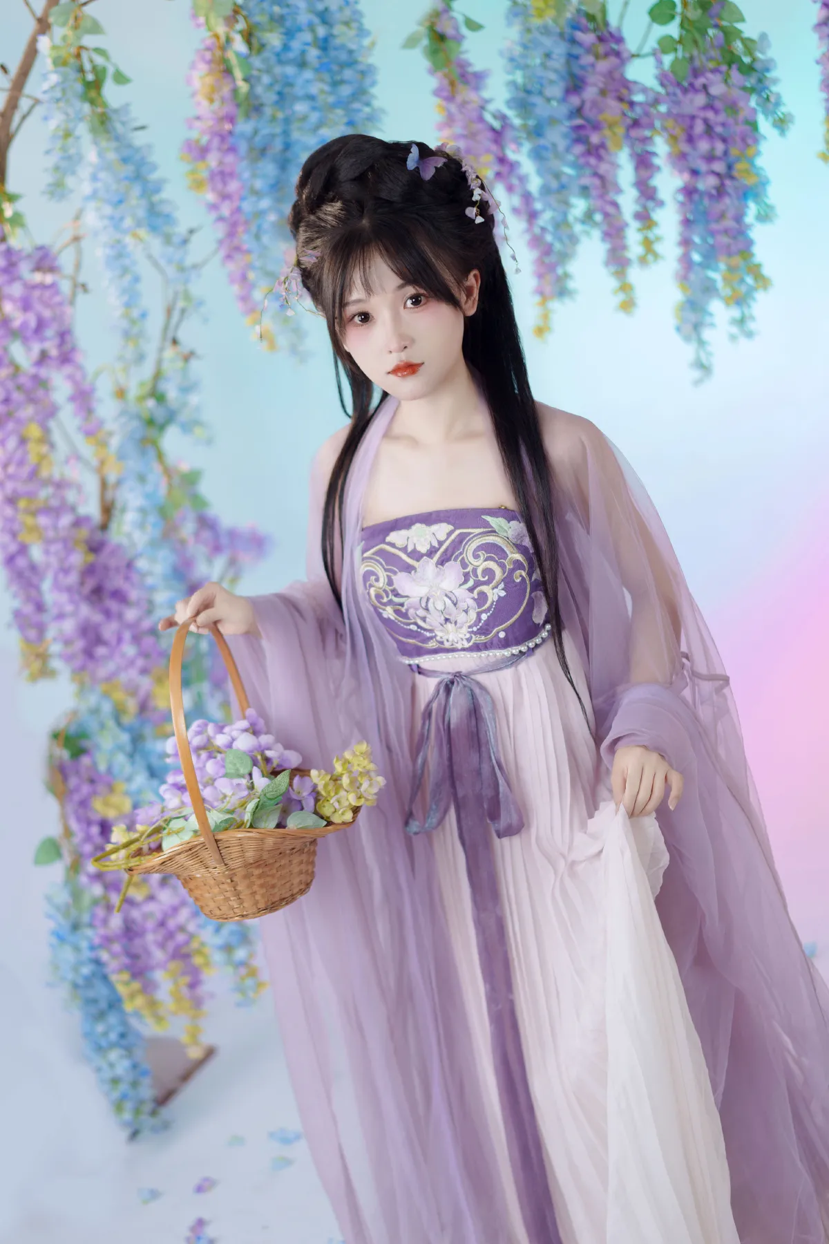 陌上紫藤香如故