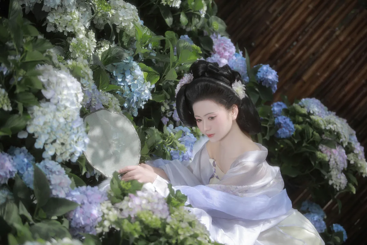 阿录-_瑜瑾《风有约，花不误》美图作品图片2