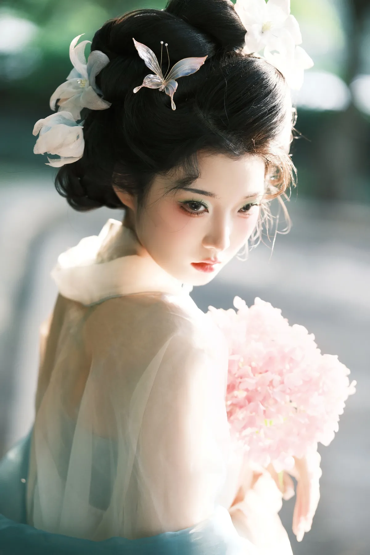 甜汐_果果《执花》美图作品图片2