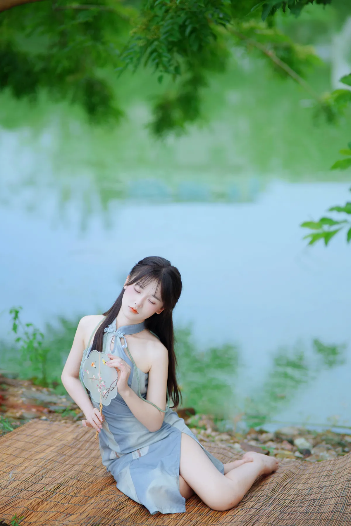 泛舟江南