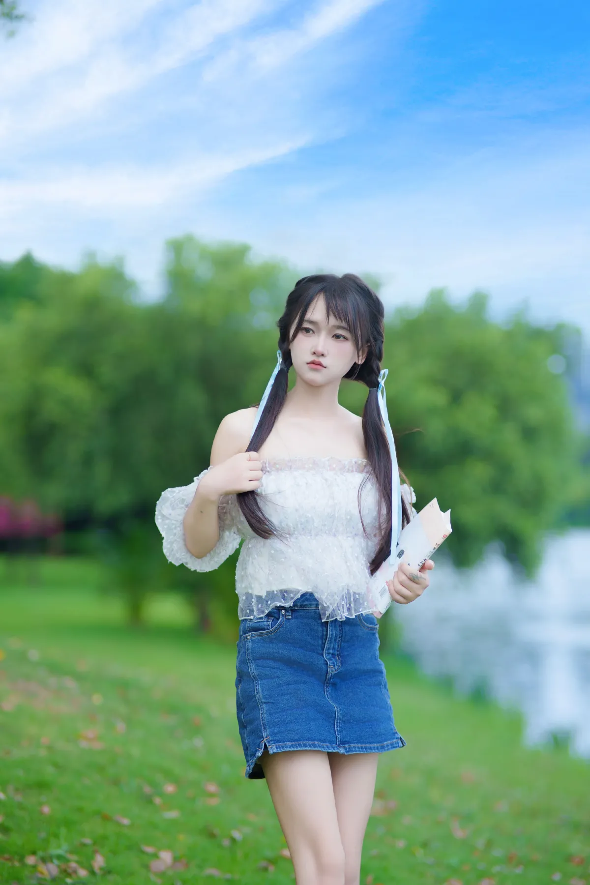 泛着光的夏日