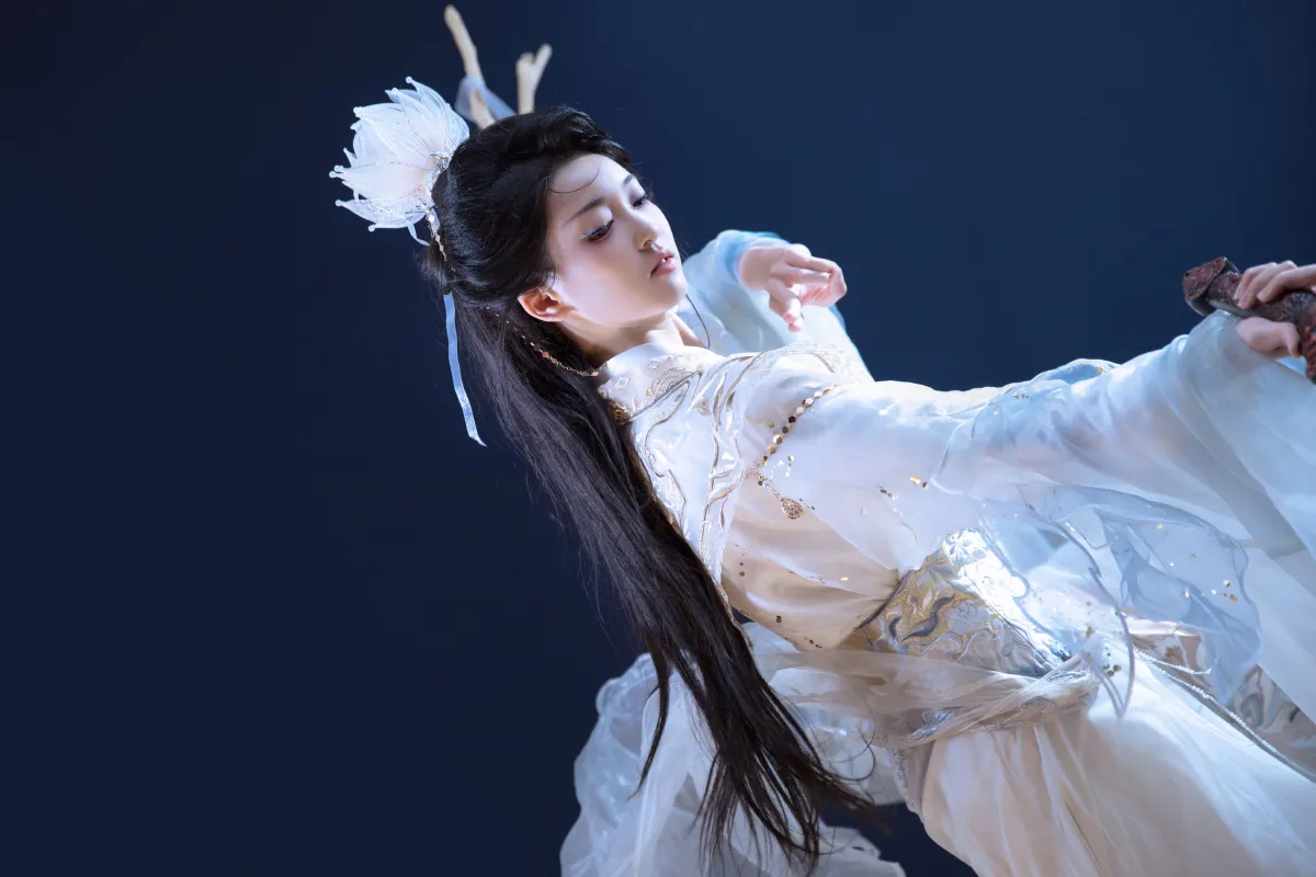 在重庆拍照的星野_冷酷王爷《飞仙》美图作品图片5
