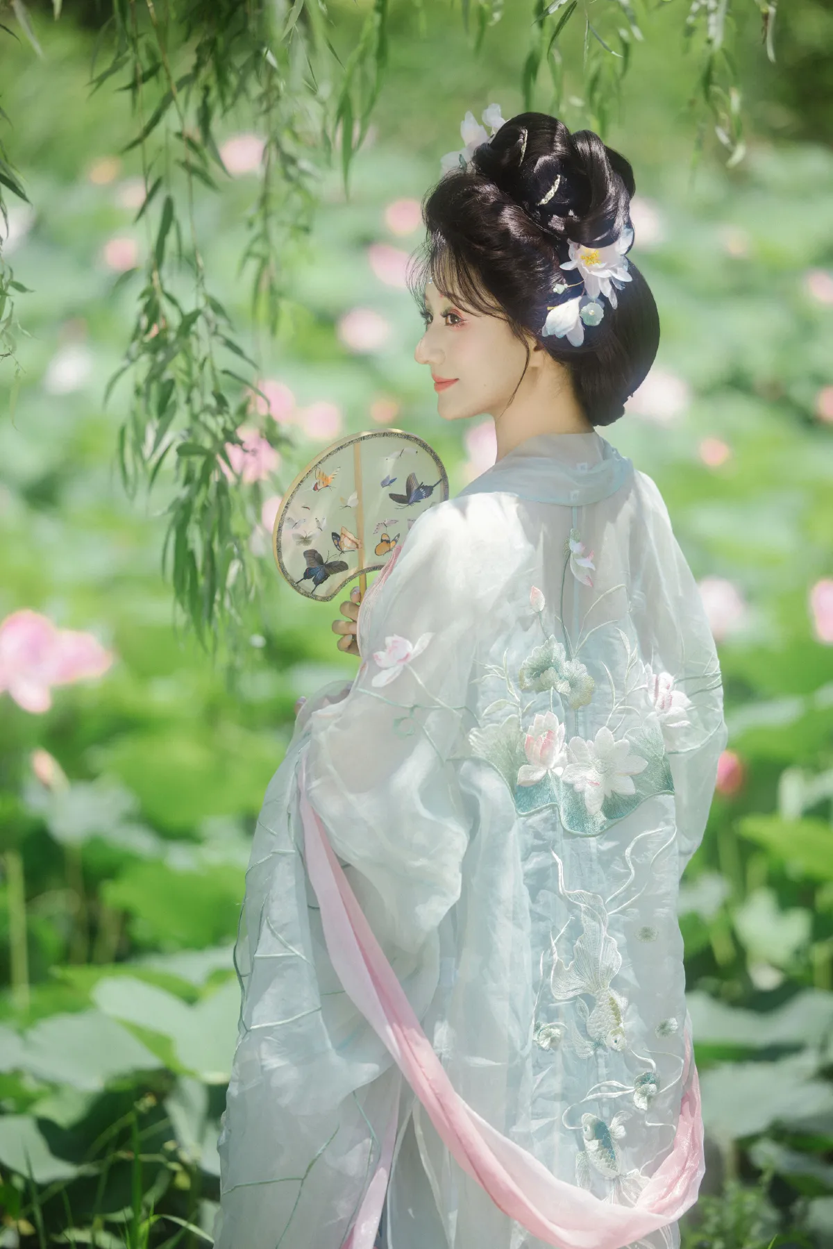 风吹荷花香1