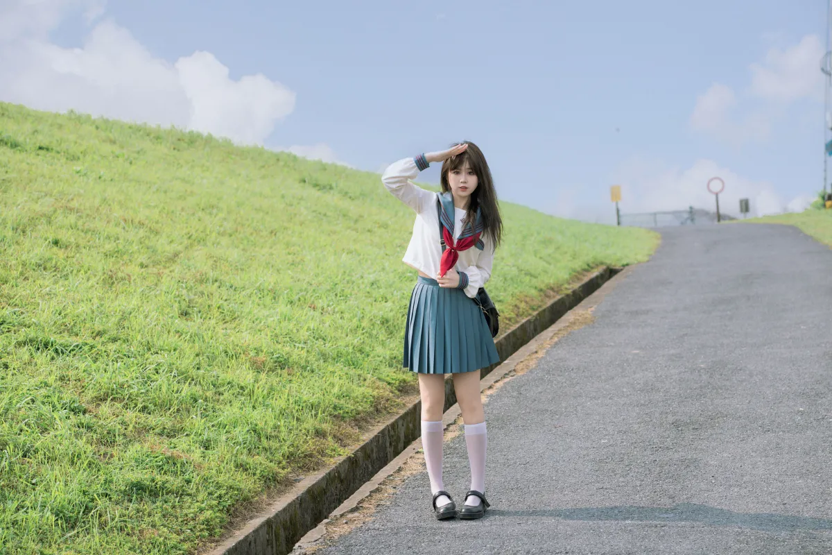 蓝色日系少女