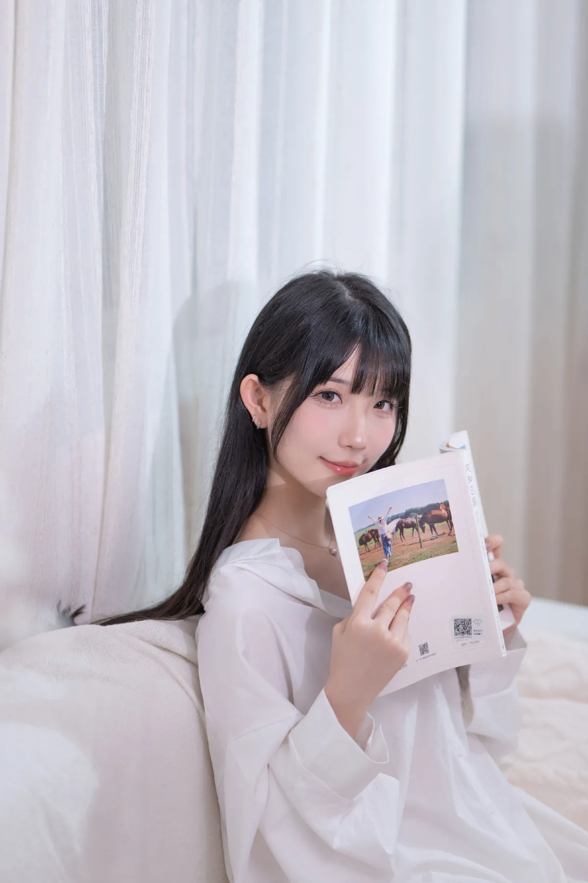 纯白日记，邻家笑语
