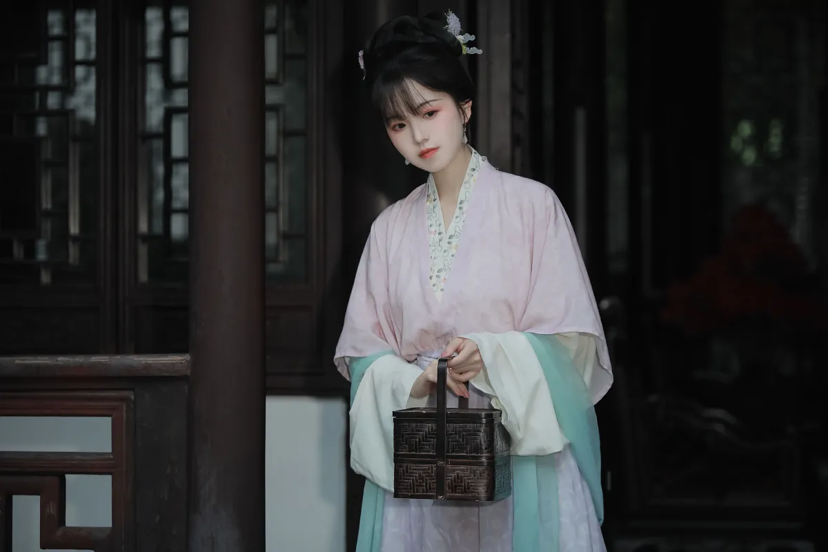 红楼看雨2