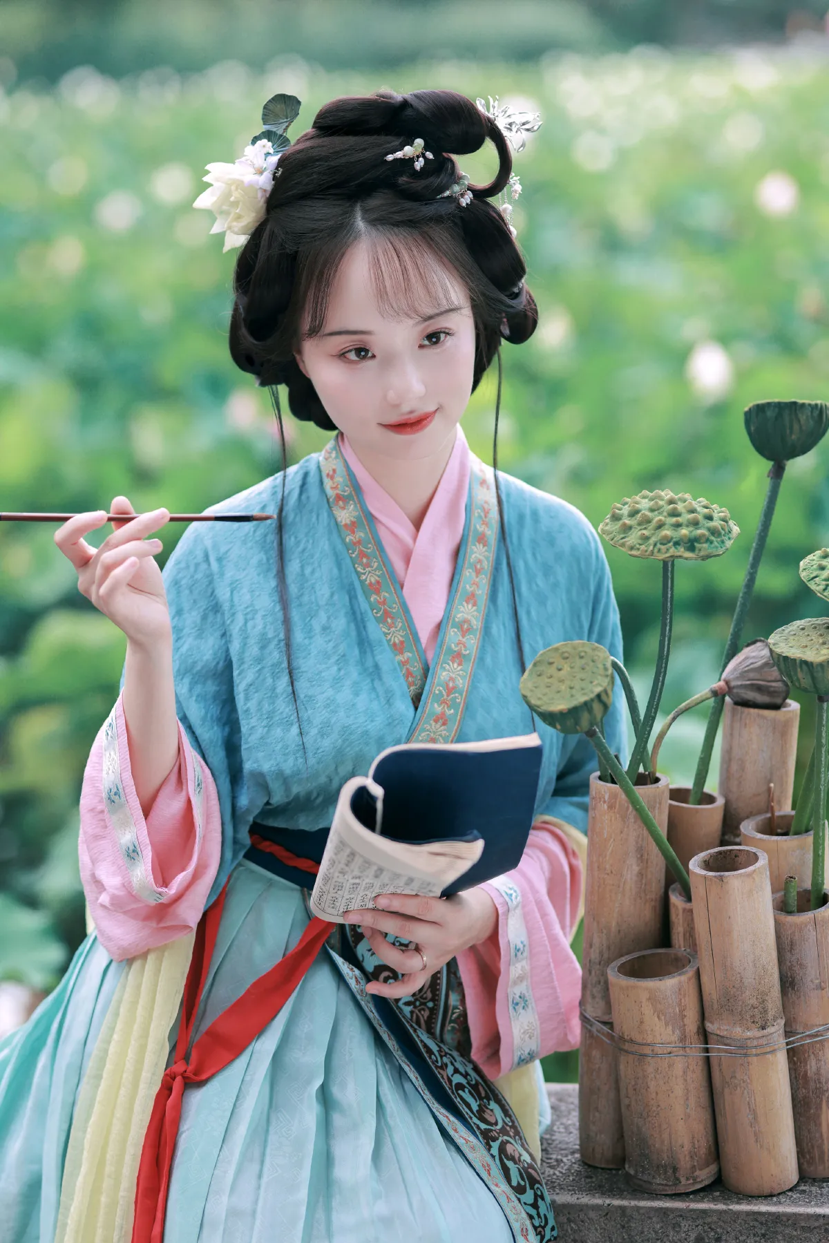 从暮暮_伊伊《误入藕花深处》美图作品图片4