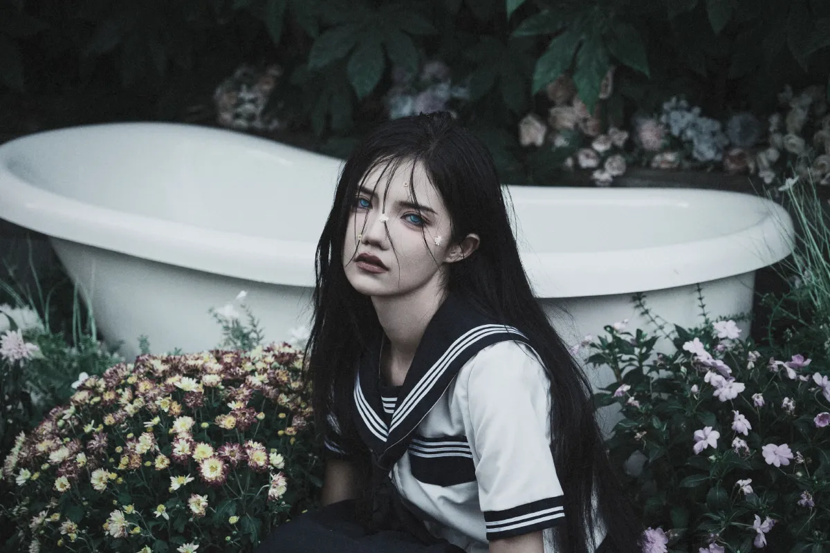 潮湿绿意