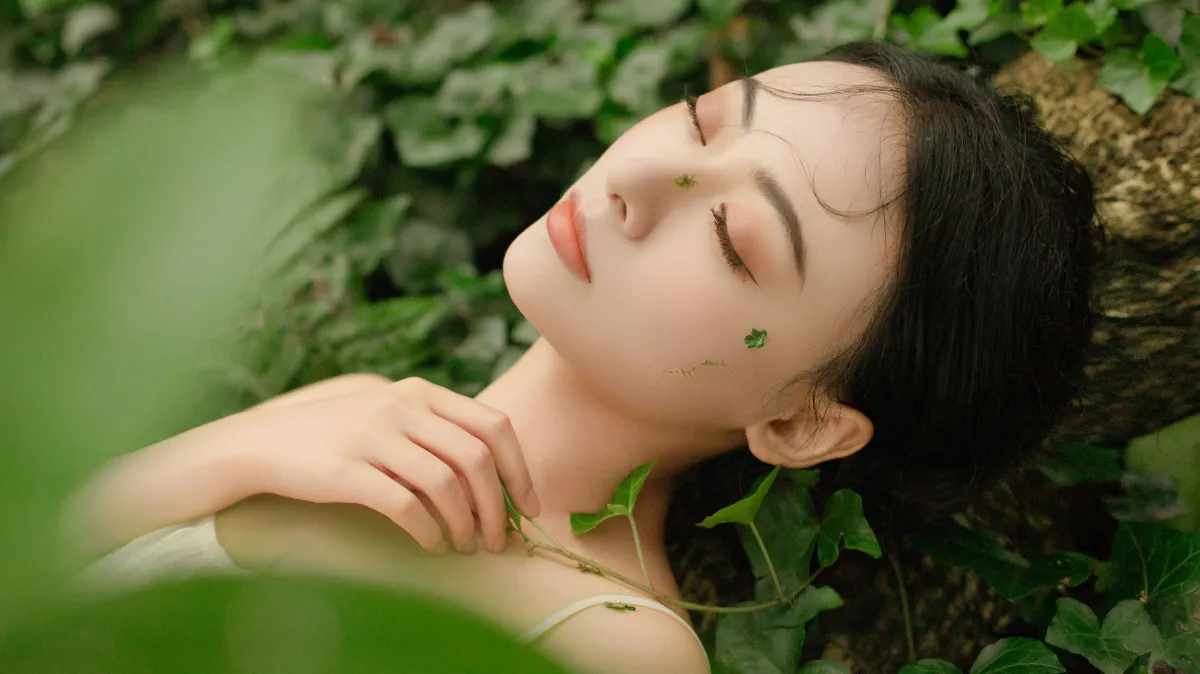 树叶摇曳，心跳共振