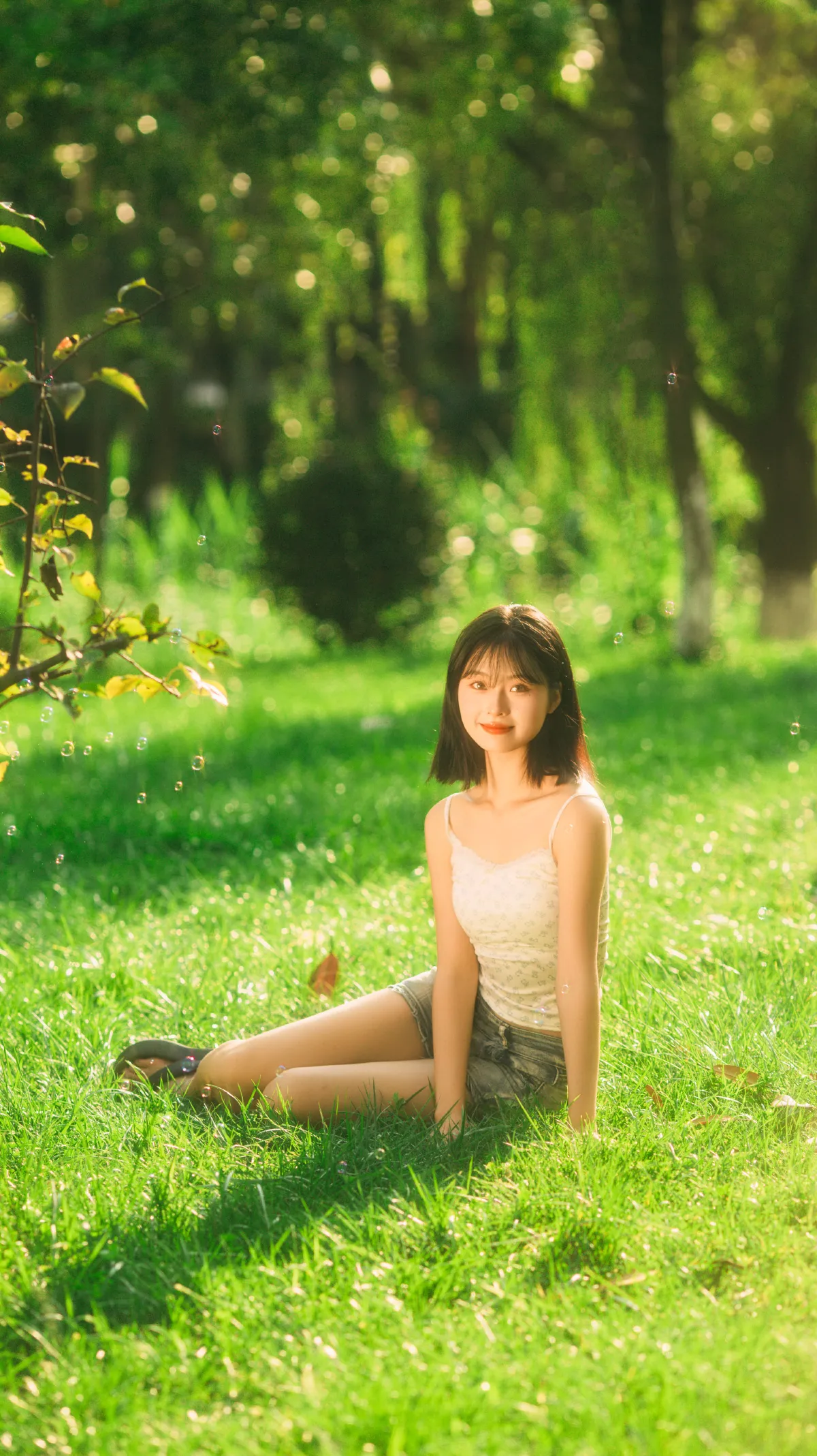 悬浮夏日里的彩色泡泡1